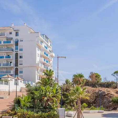 Vista Al Faro * Estepona